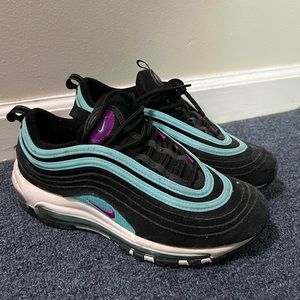 Air max lightly worn